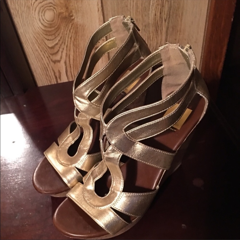 Must have Gold wedge sandals